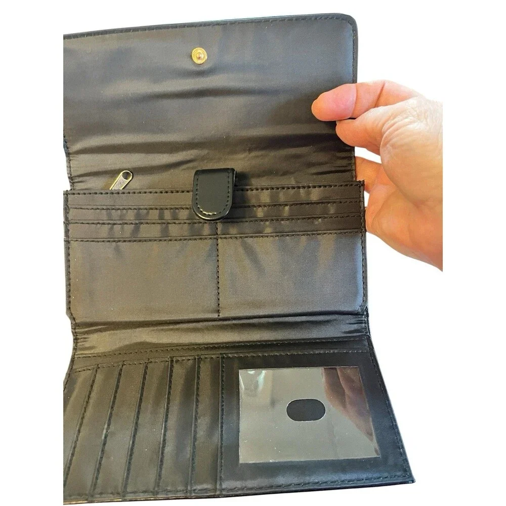 Time And Tru Black Folding Wallet for Women with Zipper, ID Window, Card Slots